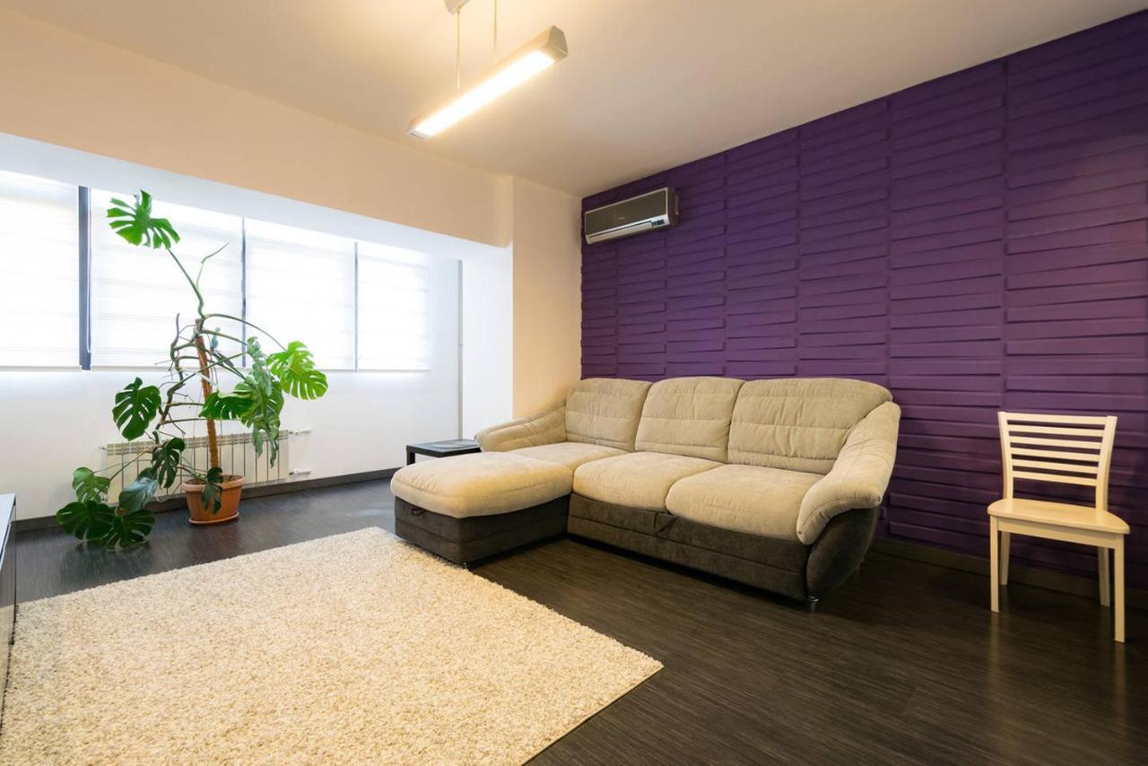 אלמטי Nadezhda Apartments On Nauryzbai Batyr 37 Near The Arbat מראה חיצוני תמונה