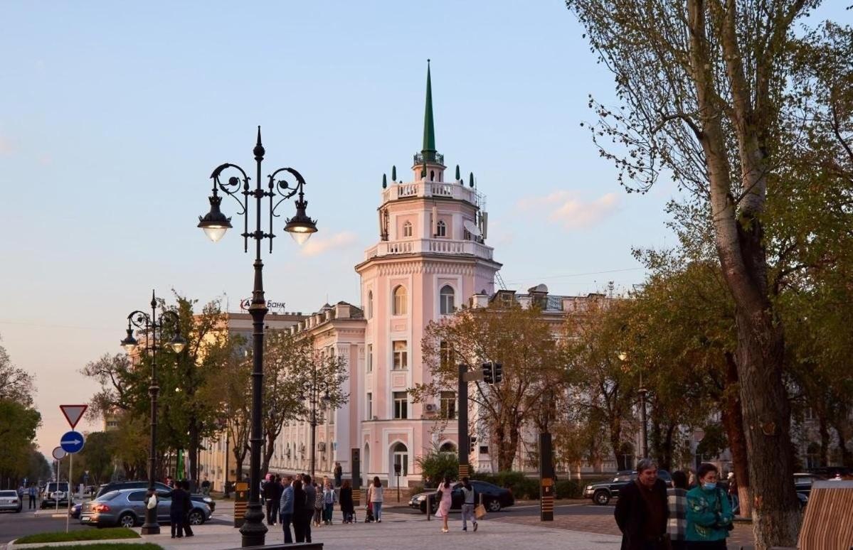 אלמטי Nadezhda Apartments On Nauryzbai Batyr 37 Near The Arbat מראה חיצוני תמונה